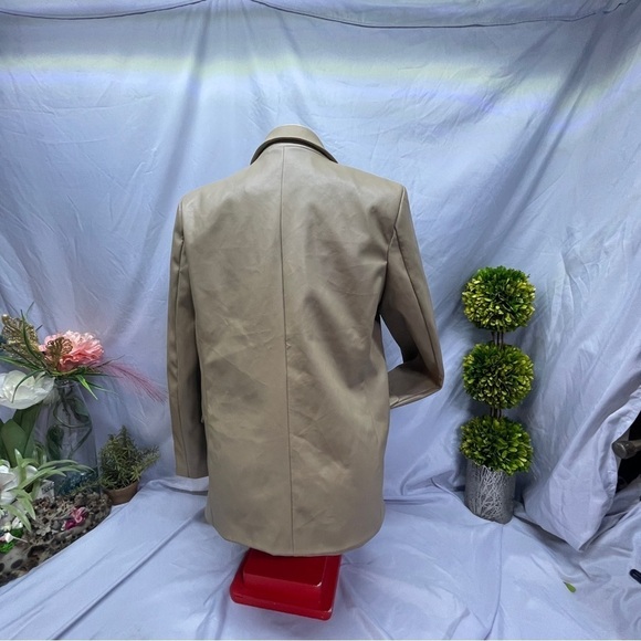 Forever 21 faux leather oversized blazer tan colour size medium - Picture 4 of 16